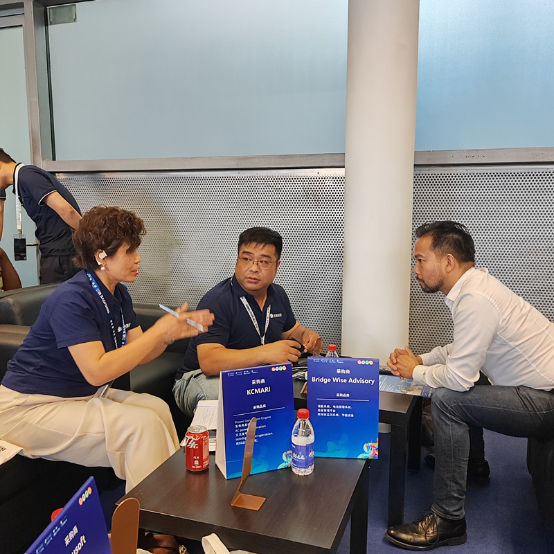 2025上海國內(nèi)外數(shù)據(jù)中心及云計算展覽會圓滿落幕——河北漢藍結(jié)識眾多中外客戶